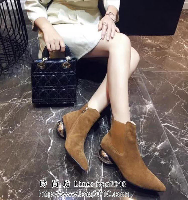 DIOR迪奧 紐約時裝周走秀款 時尚羊京女短靴 QZS2438